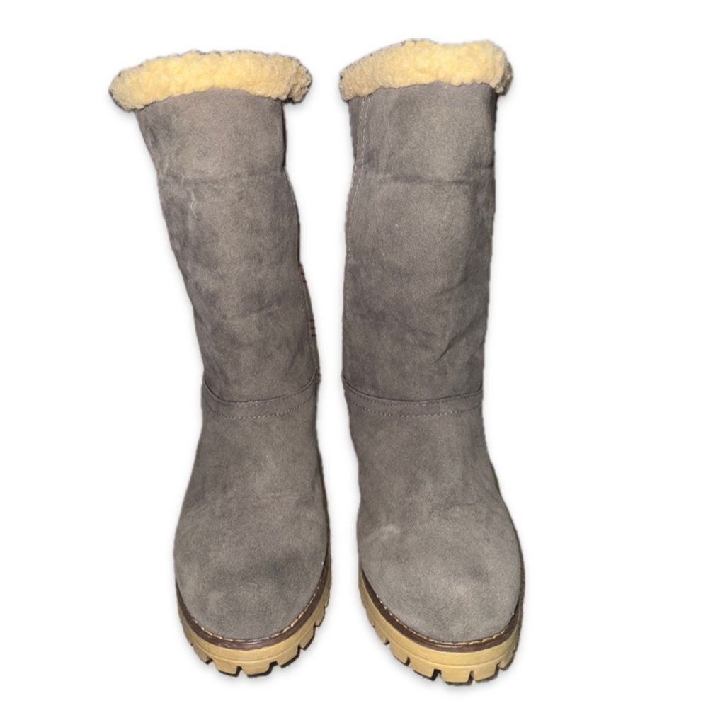 GRAY WOMENS BOOTS SIZE 8